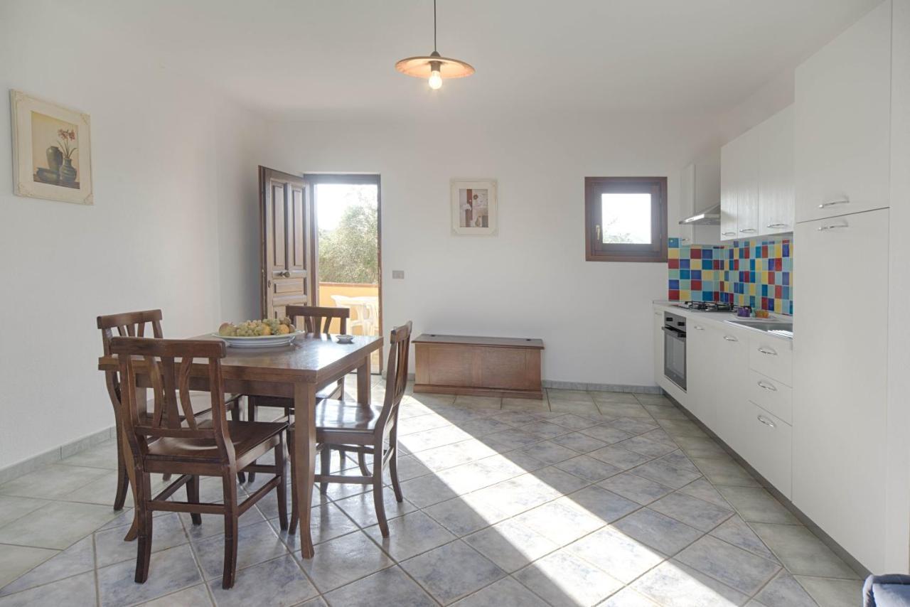 Residence Oasi E Oasi Blu San Teodoro  Eksteriør bilde