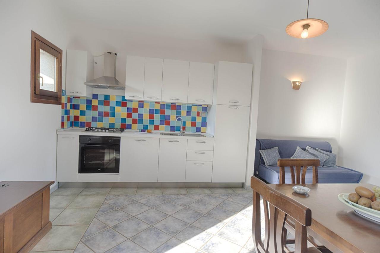 Residence Oasi E Oasi Blu San Teodoro  Eksteriør bilde