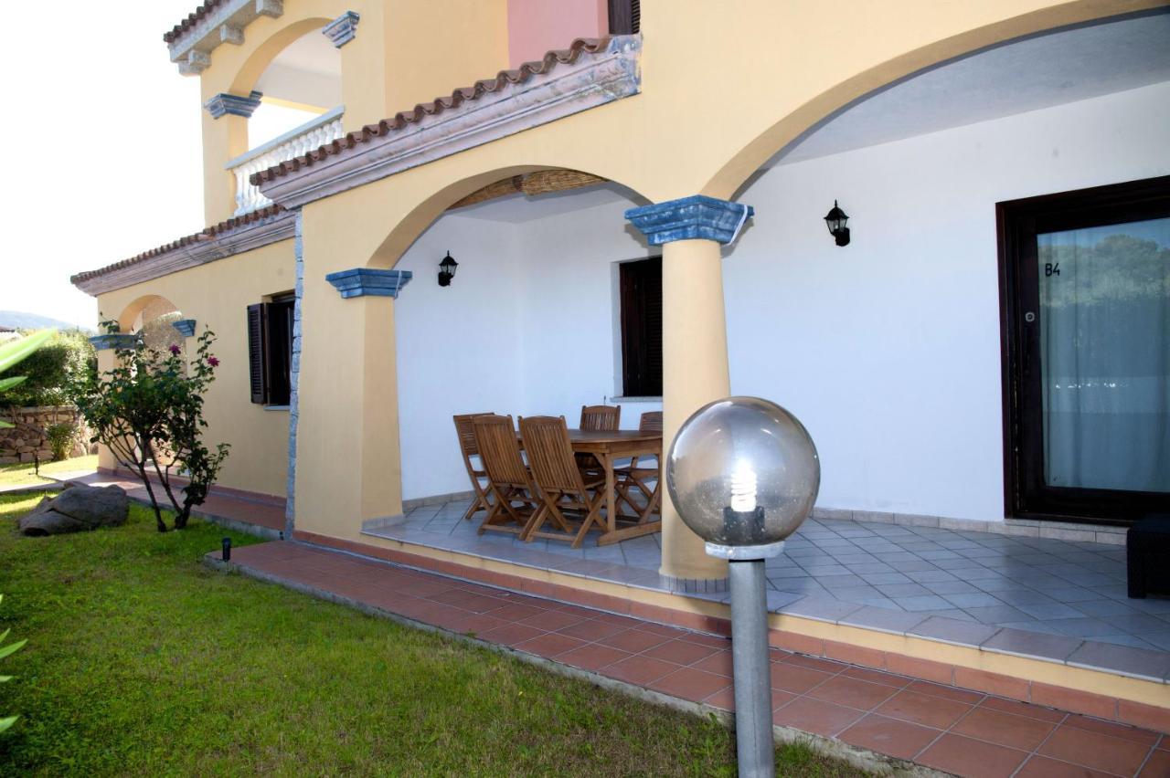 Residence Oasi E Oasi Blu San Teodoro  Eksteriør bilde