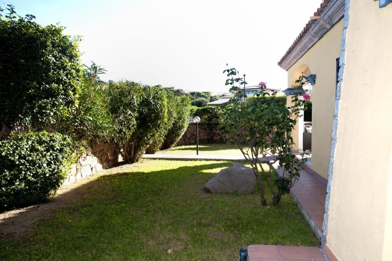 Residence Oasi E Oasi Blu San Teodoro  Eksteriør bilde