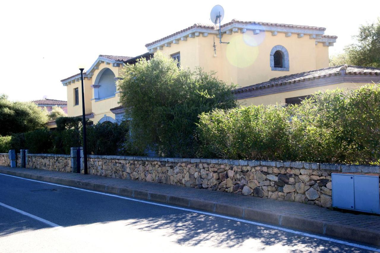 Residence Oasi E Oasi Blu San Teodoro  Eksteriør bilde