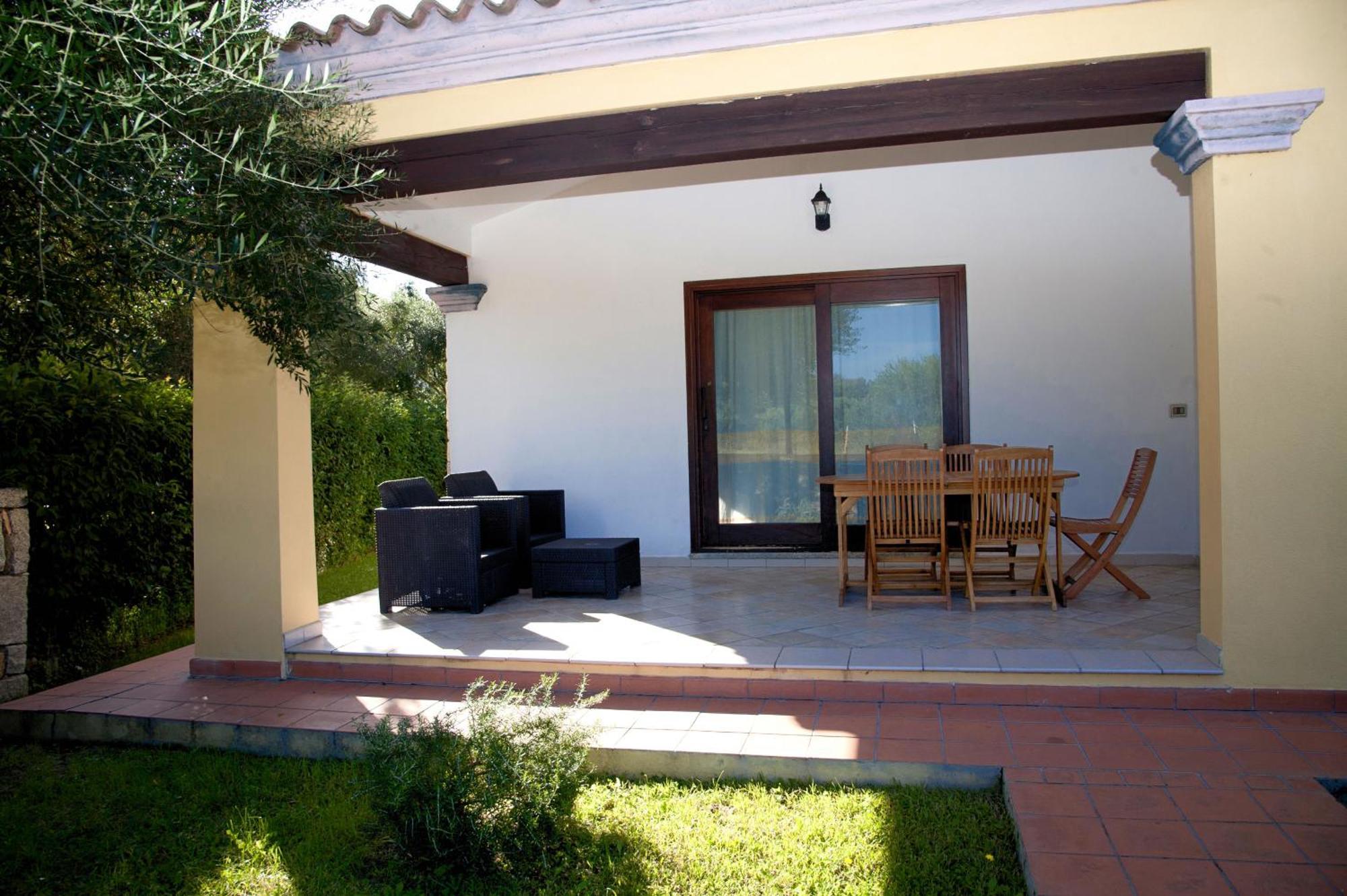 Residence Oasi E Oasi Blu San Teodoro  Eksteriør bilde